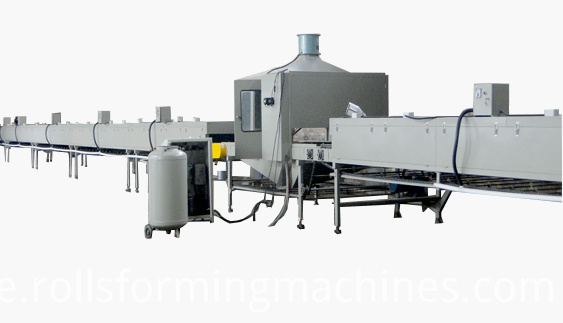 Steinschlag-beschichtete Dachziegel-Maschine mit Schlitz-Linie Stone Chip Coated Roof Tile Machine with Slitting Line